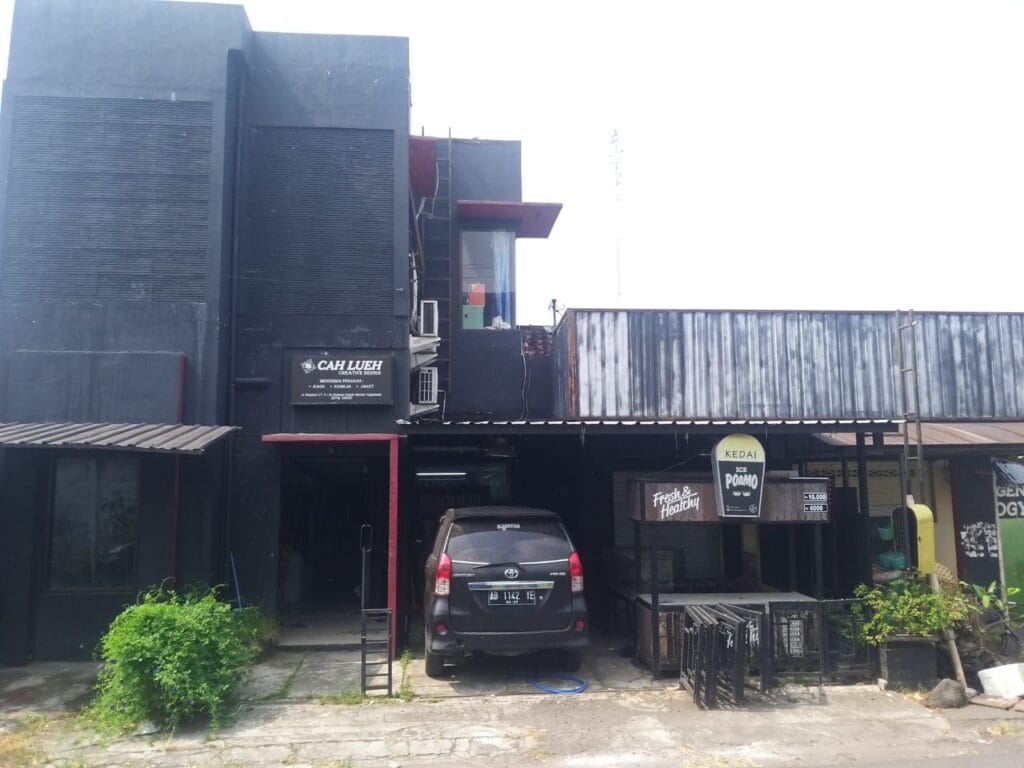 Dijual Kantor / Rumah Usaha Gejayan