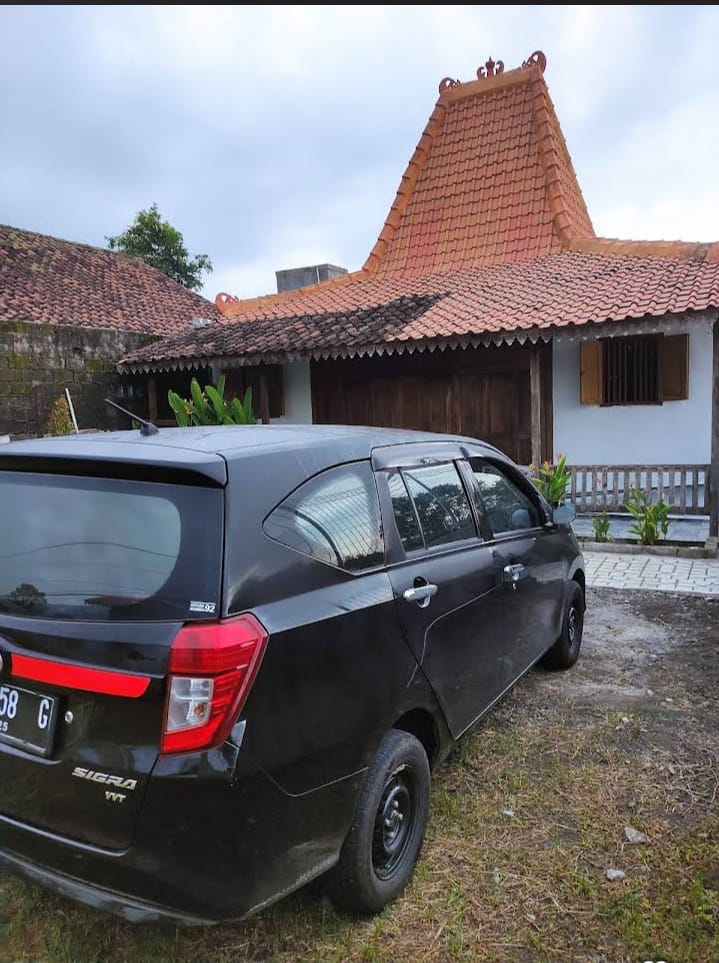 Dijual Villa Joglo Jawa Etnic di Kalitirto Berbah, Dekat Bandara Adisucipto