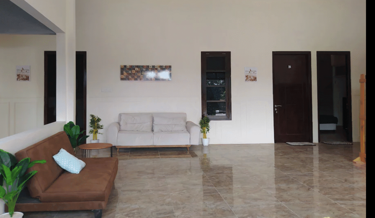 Monosnap Lobby sitting area - Google Maps 2025-05-01 07-51-00