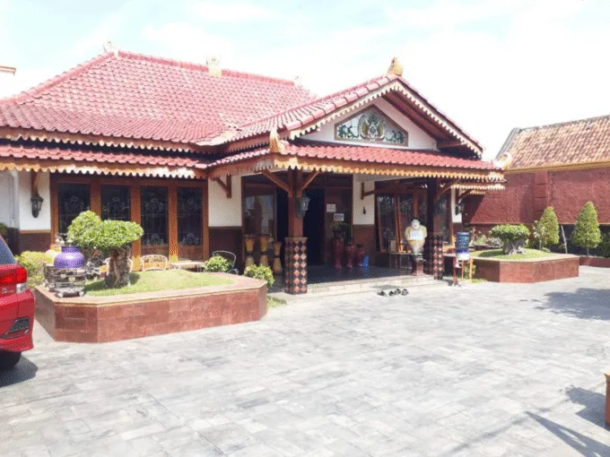 Rumah Etnik Jawa Dijual di Kawasan Kraton Yogyakarta – SHM Pribadi & Lokasi Premium Tengah Kota